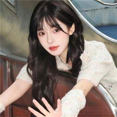 乘风而上的她
